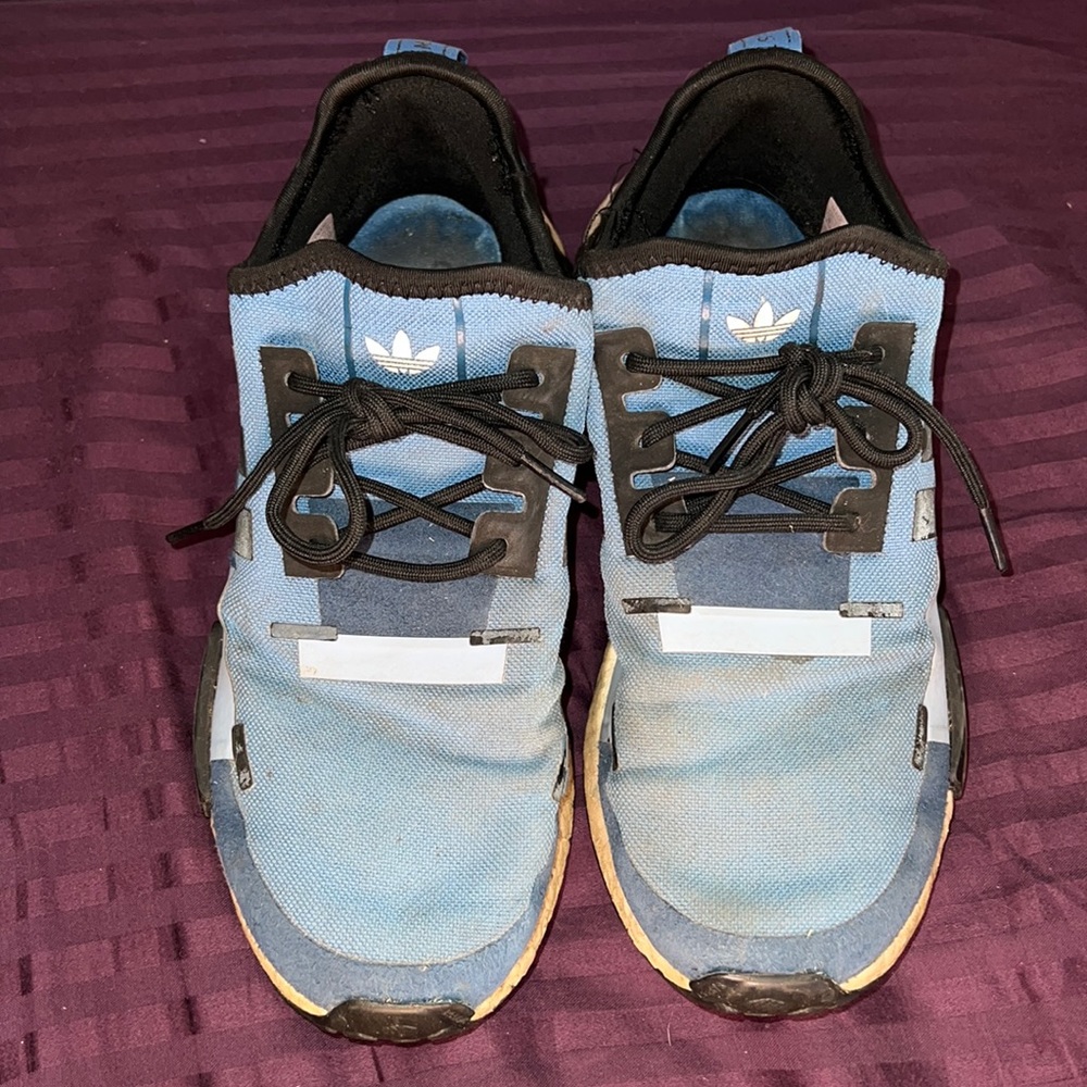 PHARRELL X NMD_R1 'FOCUS BLUE' Men’s size 8